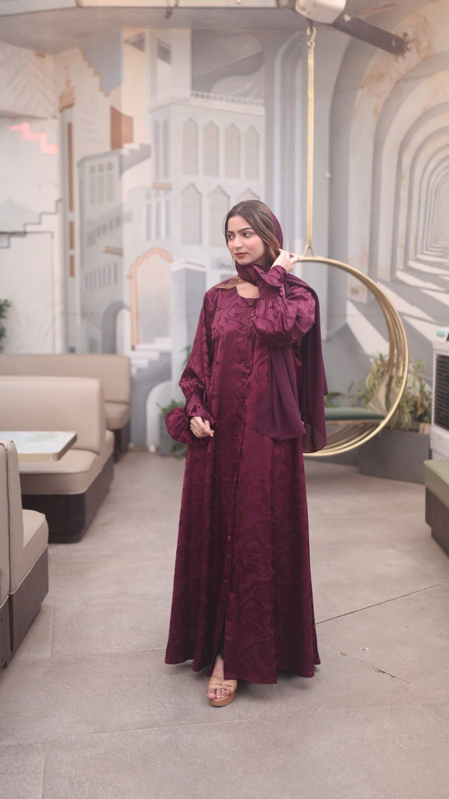 Mahrukh — The Regal Abaya